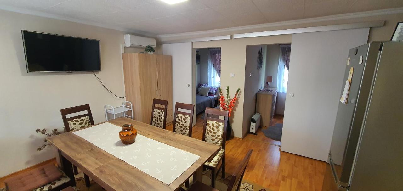 Füge-Fa-Ház Vásárosnamény - Gergelyiugornya Apartamento Exterior foto