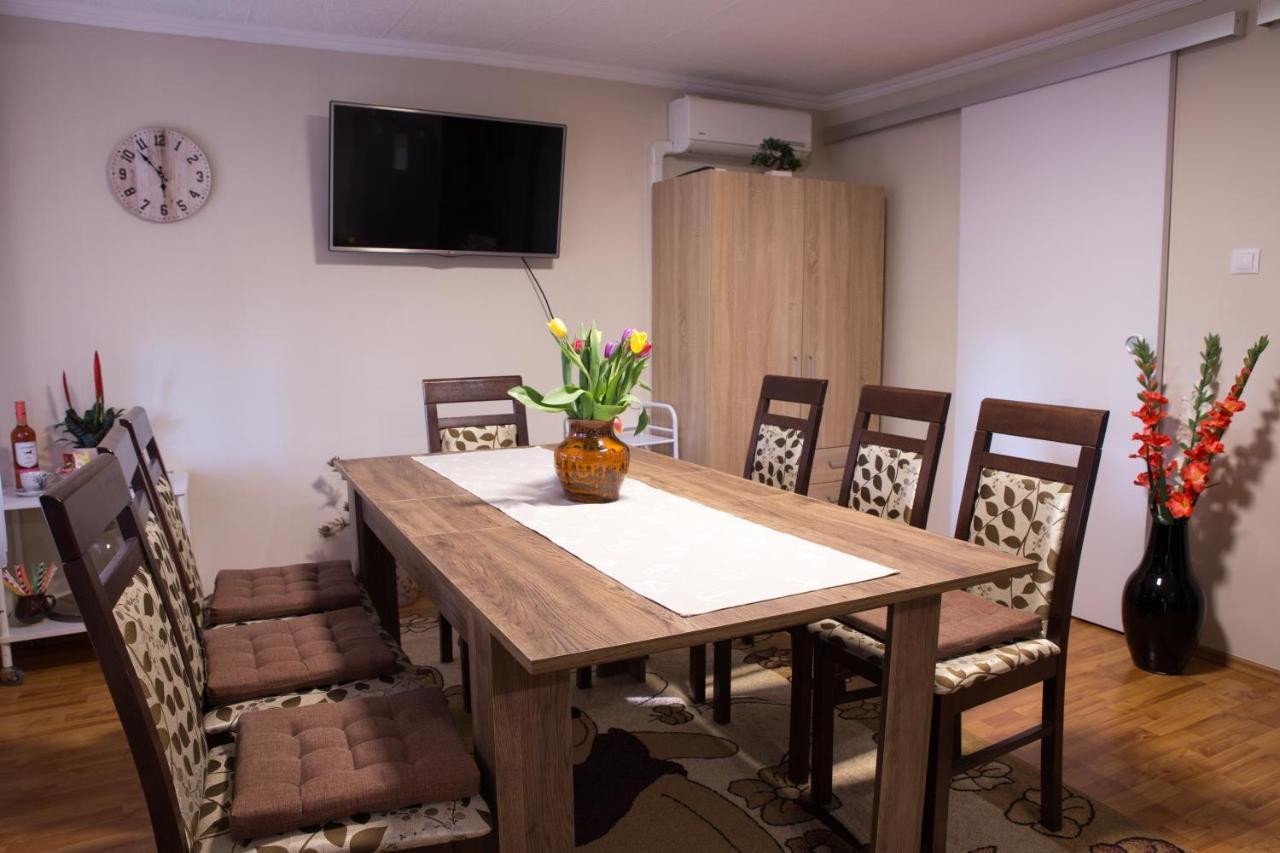 Füge-Fa-Ház Vásárosnamény - Gergelyiugornya Apartamento Exterior foto